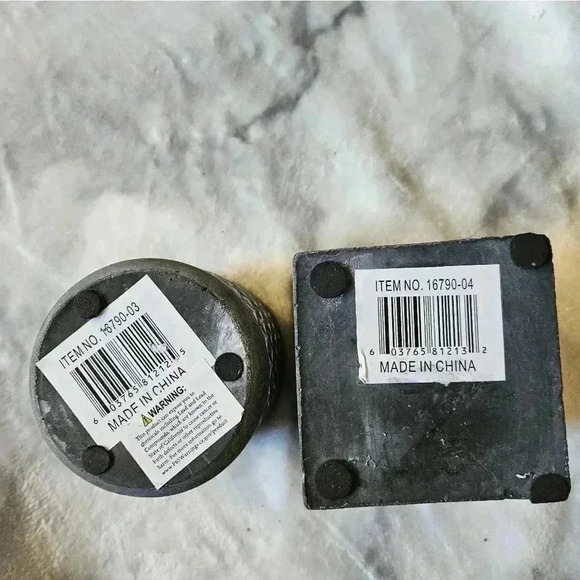 Accent Holders - Picture 2 of 9